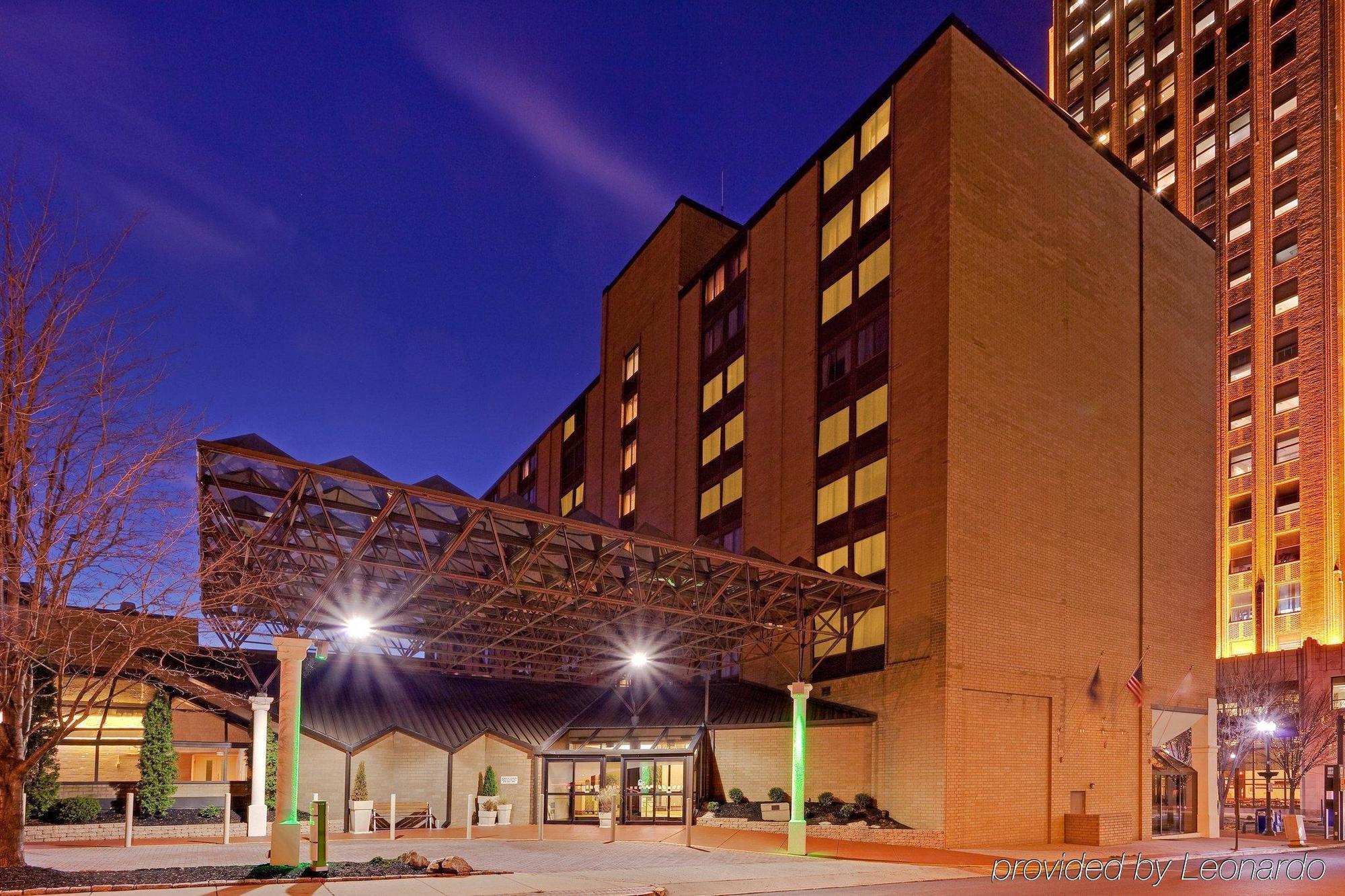 Holiday Inn Allentown Center City Exterior photo