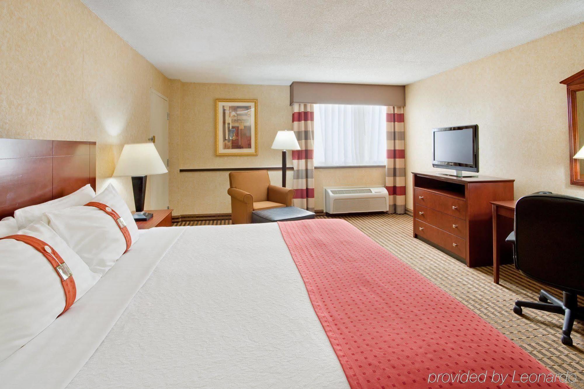 Holiday Inn Allentown Center City Exterior photo